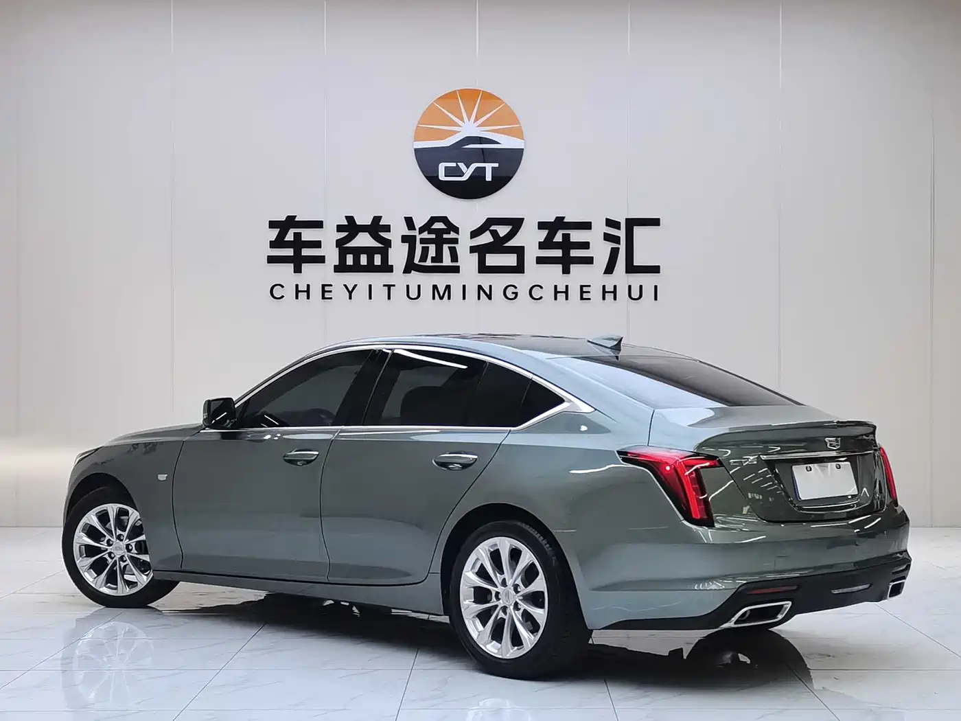 CADILLAC CT5