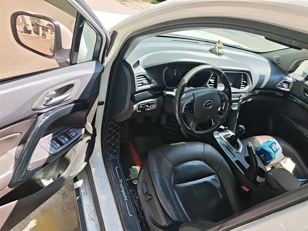 GAC Trumpchi Trumpchi GS4 2015 200T Manual Luxury Edition фото 14