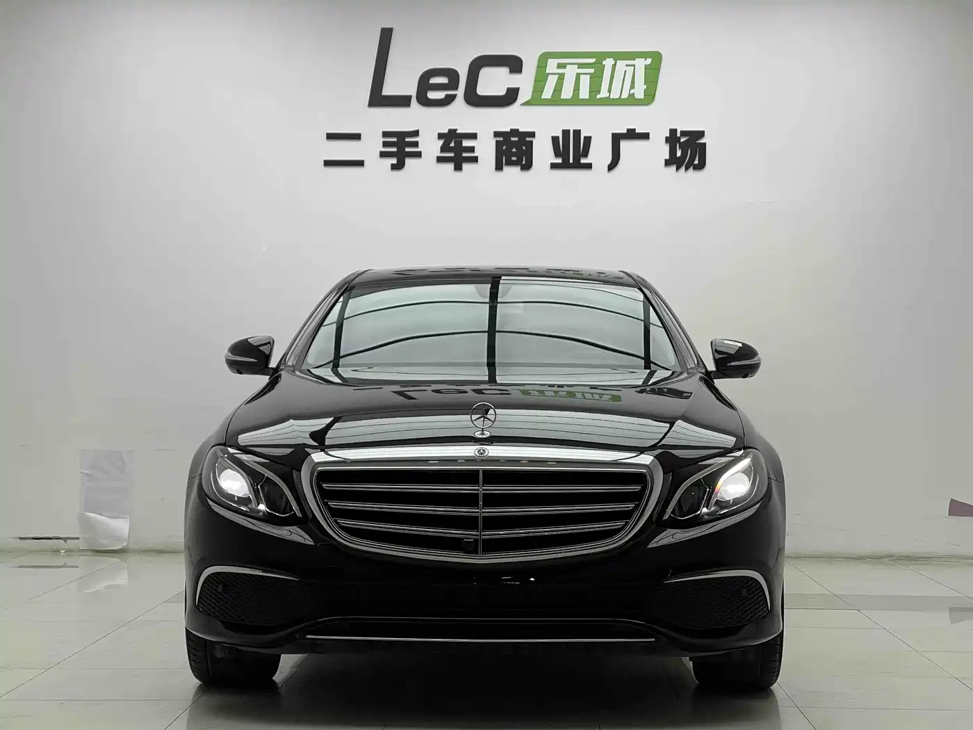 Mercedes-Benz E-Class 2019 E 300 L Fashion фото 2