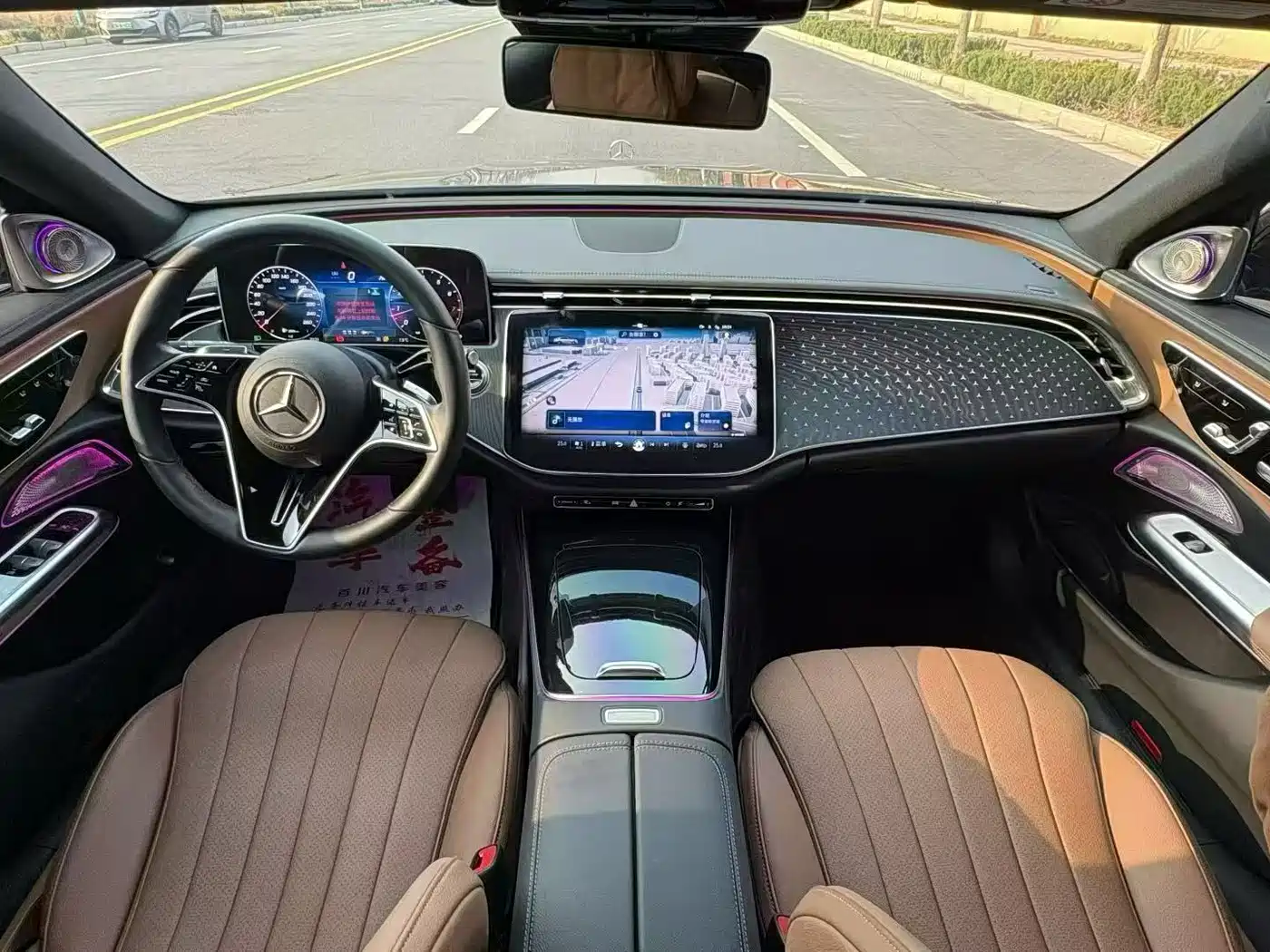 Mercedes-Benz E-Class 2024 E 300 L Fashion фото 4