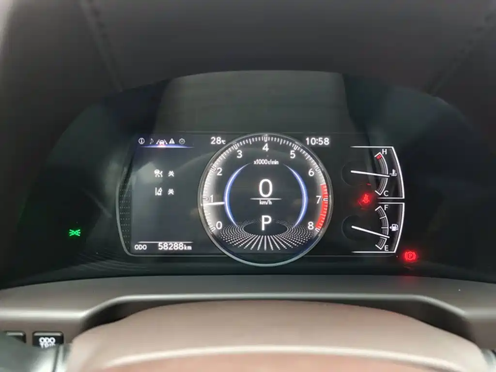 Фото 4 - Lexus ES
