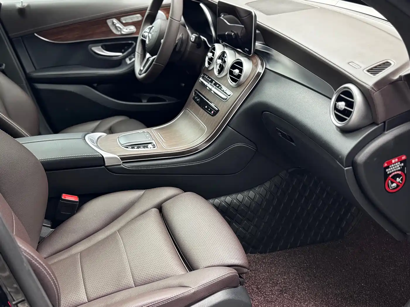 Mercedes-Benz GLC 2021 GLC 300 L 4MATIC Sporty фото 23