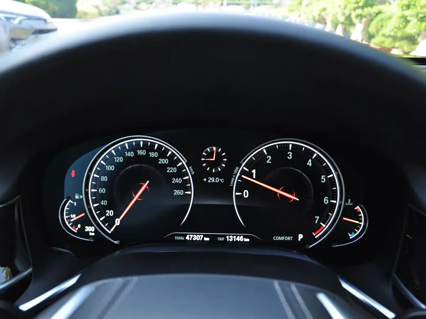 BMW 7 Series 2016 730Li Leading фото 10