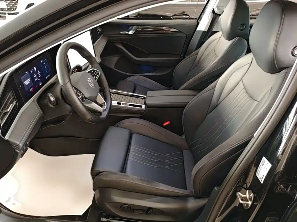 Photo 15 - Volkswagen Magotan