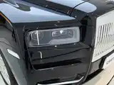 Фото 26 - Rolls-Royce Cullinan