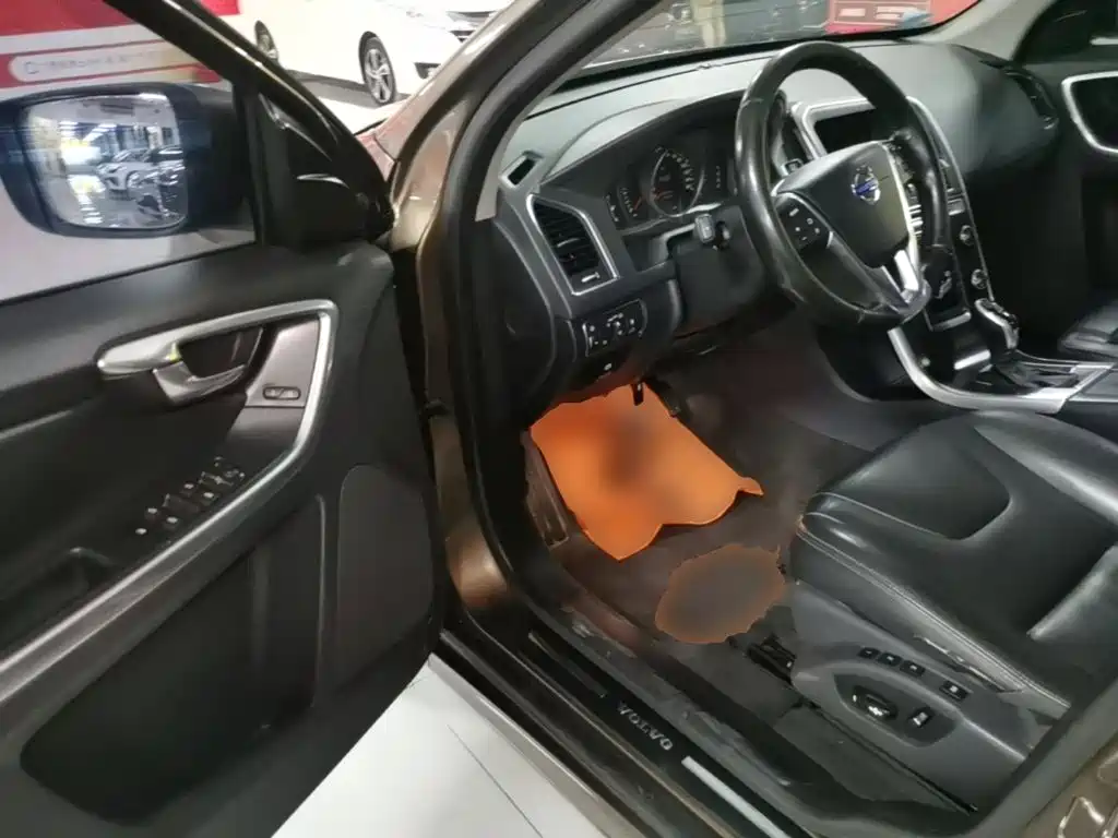 Volvo XC60 (Import) 2014 2014 T5 Zhiyi Edition