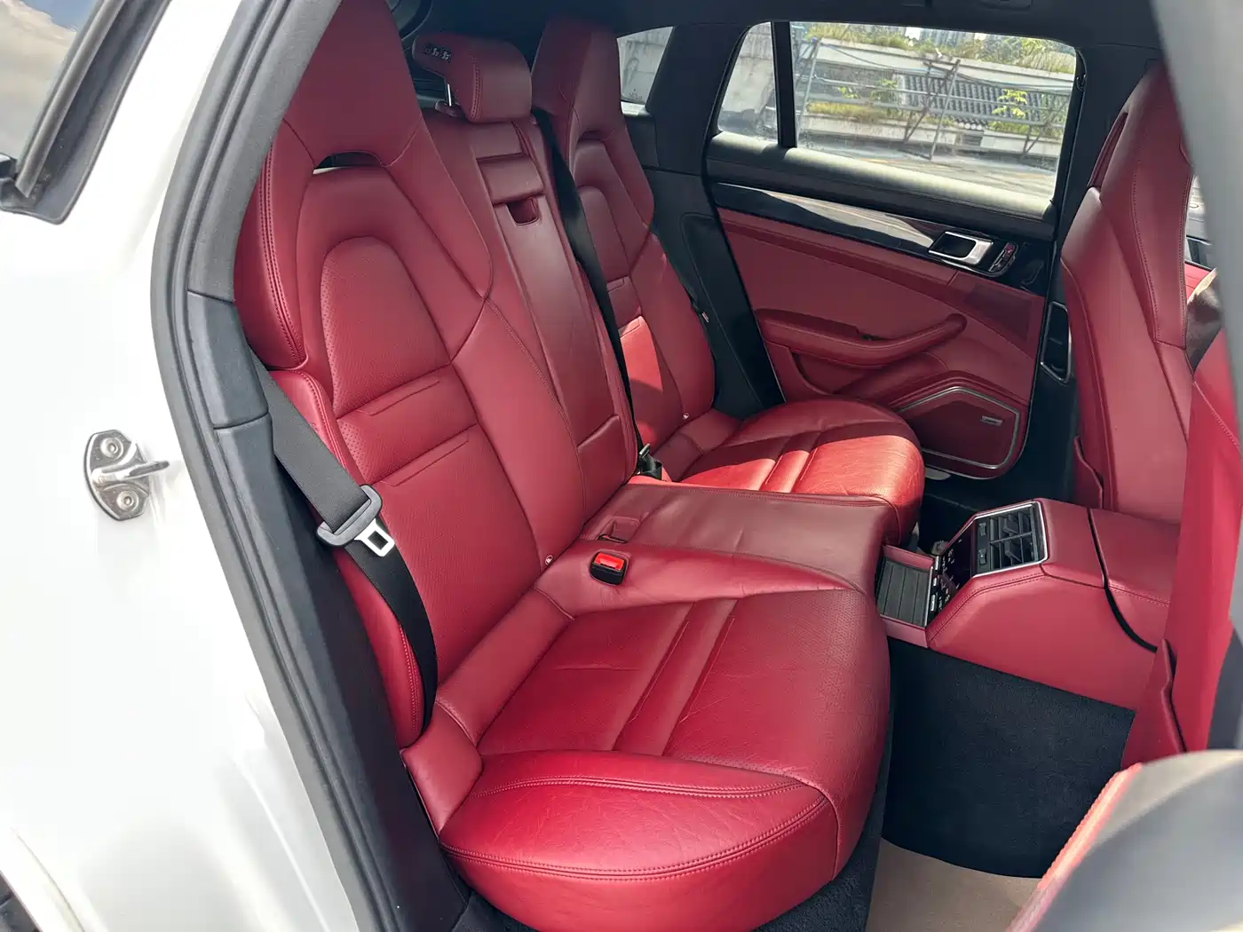 Porsche Panamera 2017 Panamera 4 Sport Turismo 3.0T фото 15