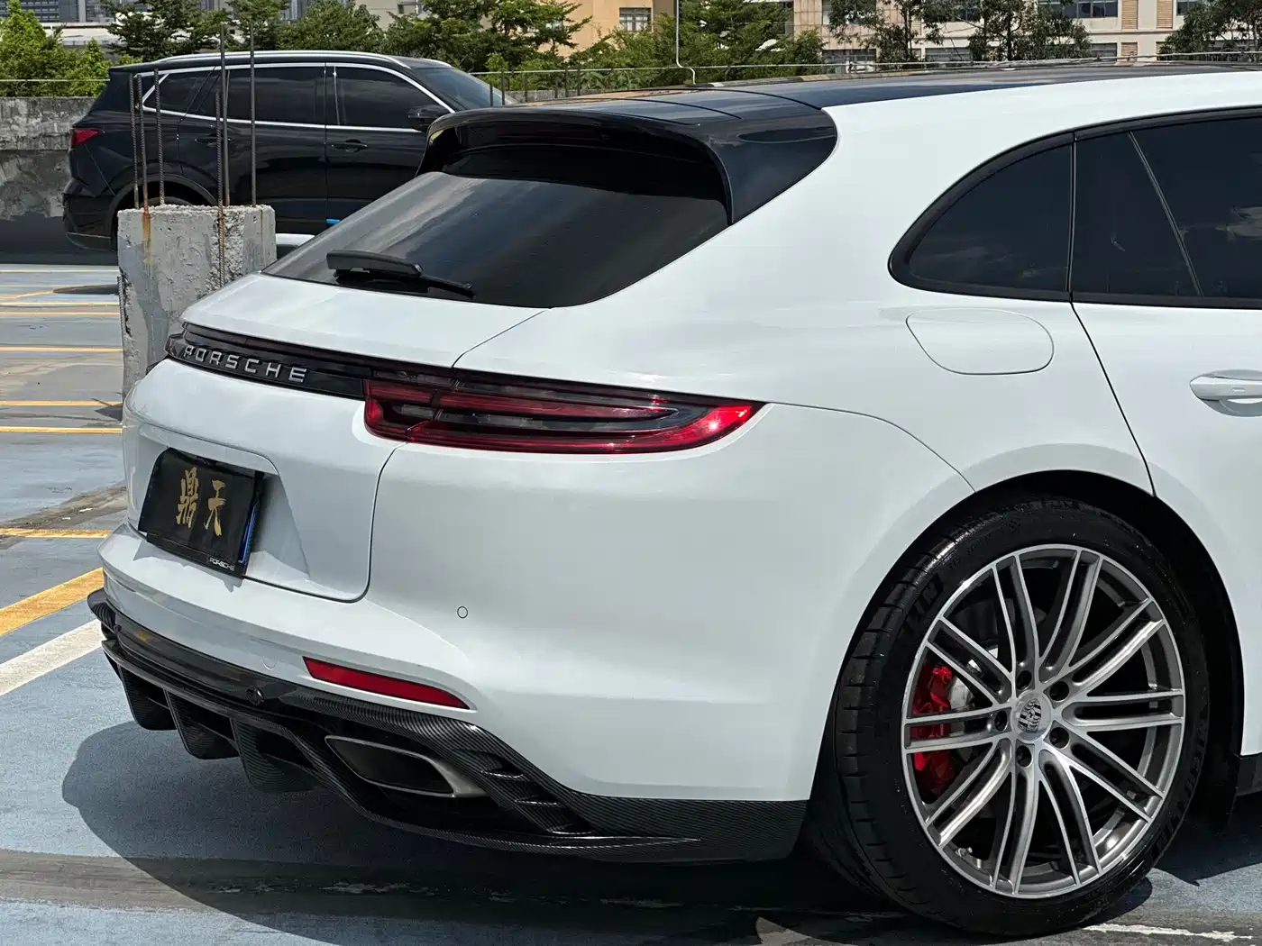 Porsche Panamera 2017 Panamera 4 Sport Turismo 3.0T фото 5