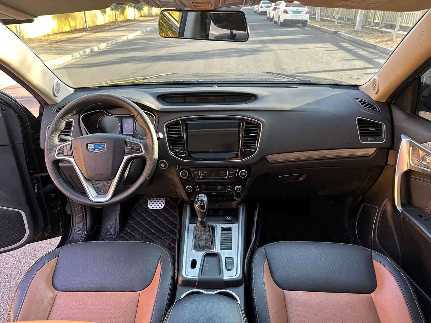 GEELY AUTOMOBILE VISION X6