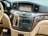 Photo 25 - Nissan Quest