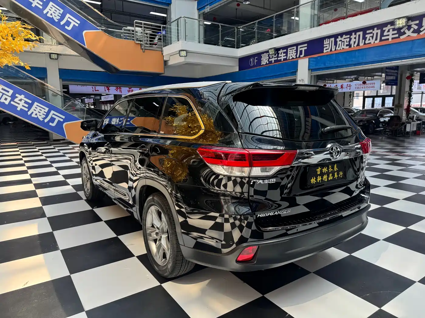 Toyota Highlander 2018 2.0T 4WD Luxury 7-seater China VI фото 9