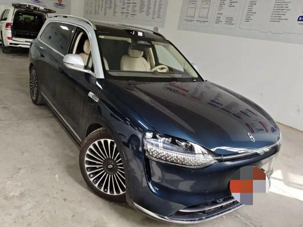 AITO Wenjie AITO M9 2025 Extended Range Ultra 52kWh 6-Seater фото 2