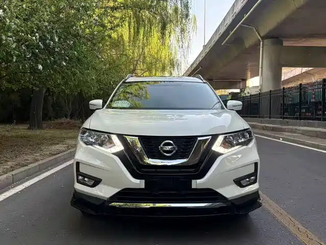NISSAN QIJUN