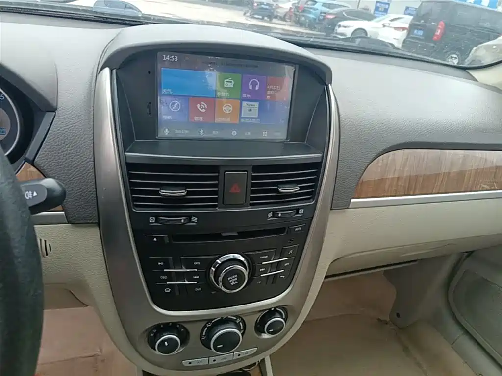 Buick Excelle 2015 1.5L Automatic Classic фото 9