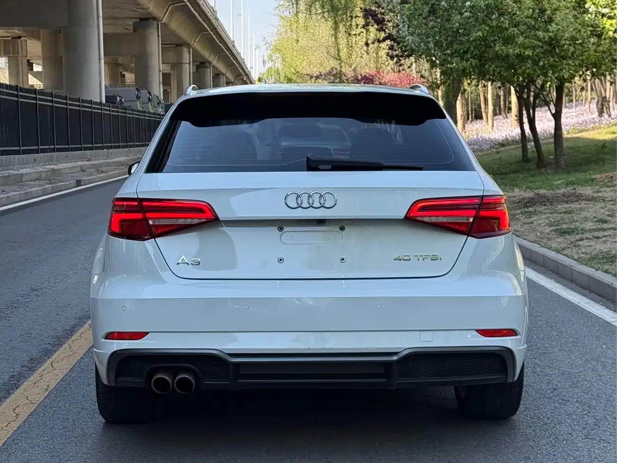 Audi A3 2017 Sportback 40 TFSI Sport фото 17