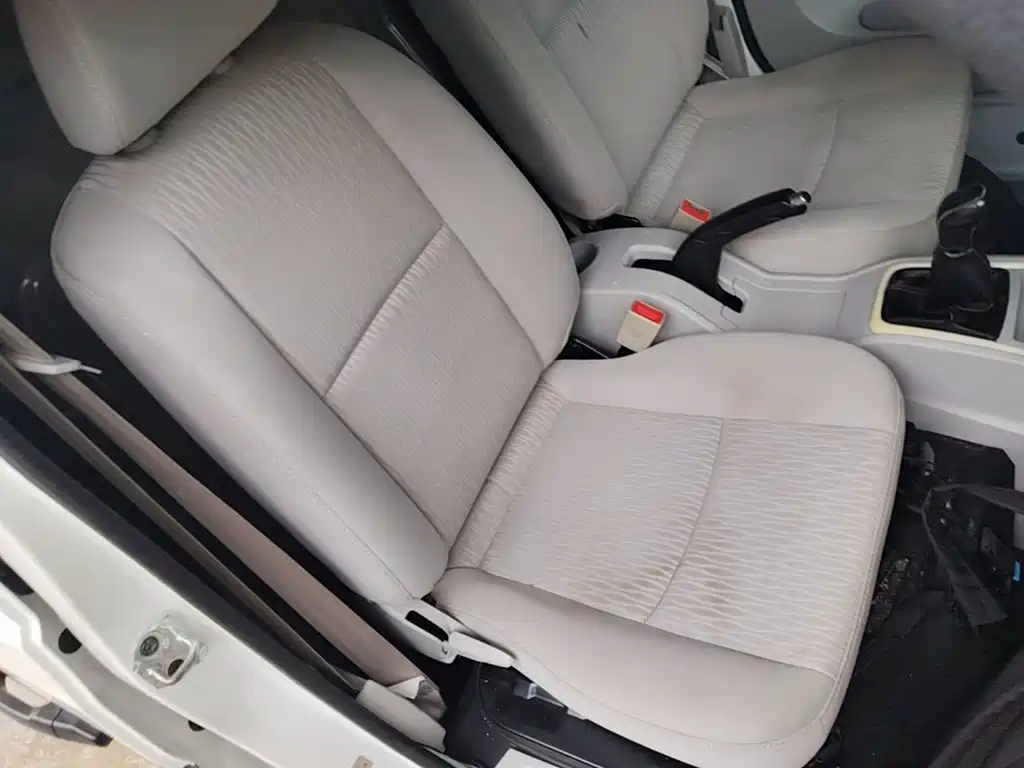 Jinbei New Hiace X30L 2024 2023 1.5L Super Comfort Van 2/5-seater Non-AC Version SWC15M