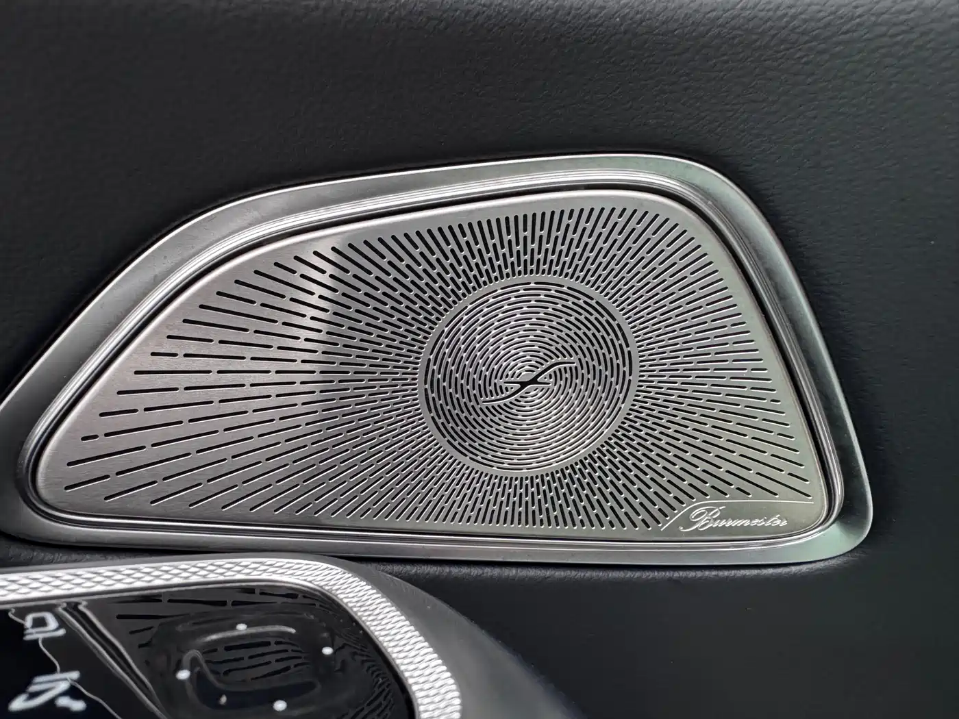 Mercedes-Benz E-Class 2025 Facelift E 300 L Luxury фото 15