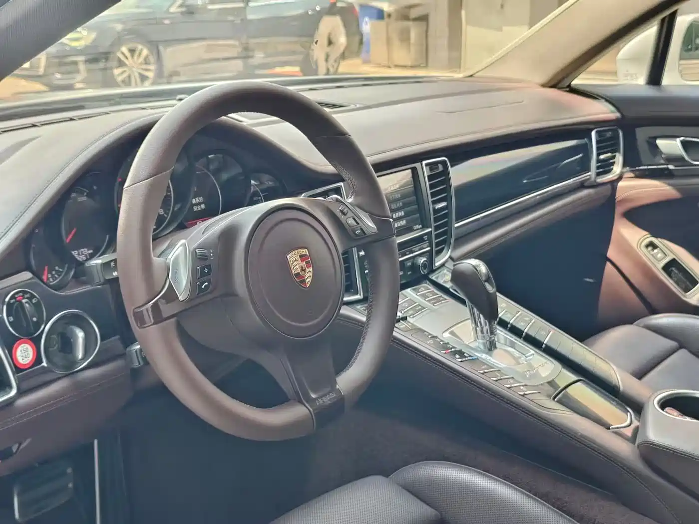 Porsche Panamera 2014 Panamera 3.0T фото 5