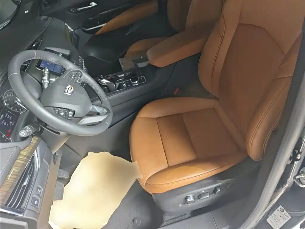 Cadillac XT4 2022 28T FWD Premium фото 15
