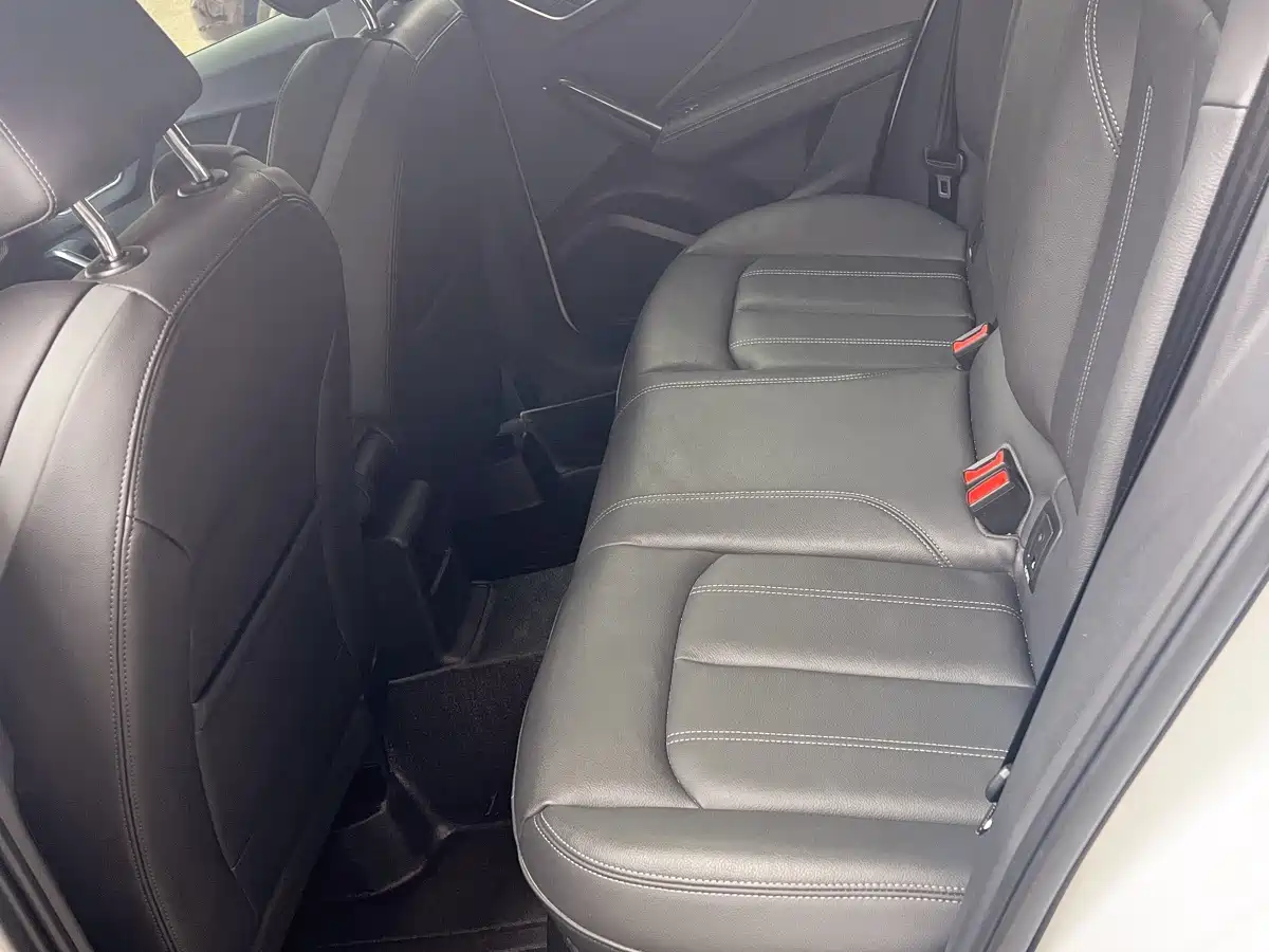 Audi Q2L 2024 35TFSI Fashion Sport фото 6