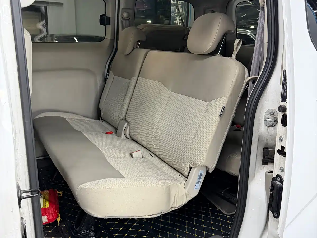 Nissan NV200 2016 2014 1.6L CVT Luxury (China V)