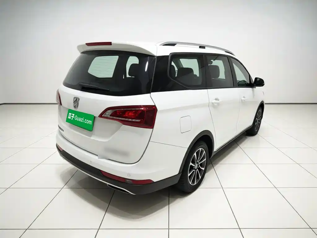 Фото 4 - Baojun 730