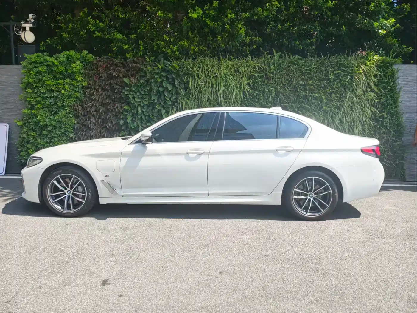 BMW 5 Series, миниатюра 3