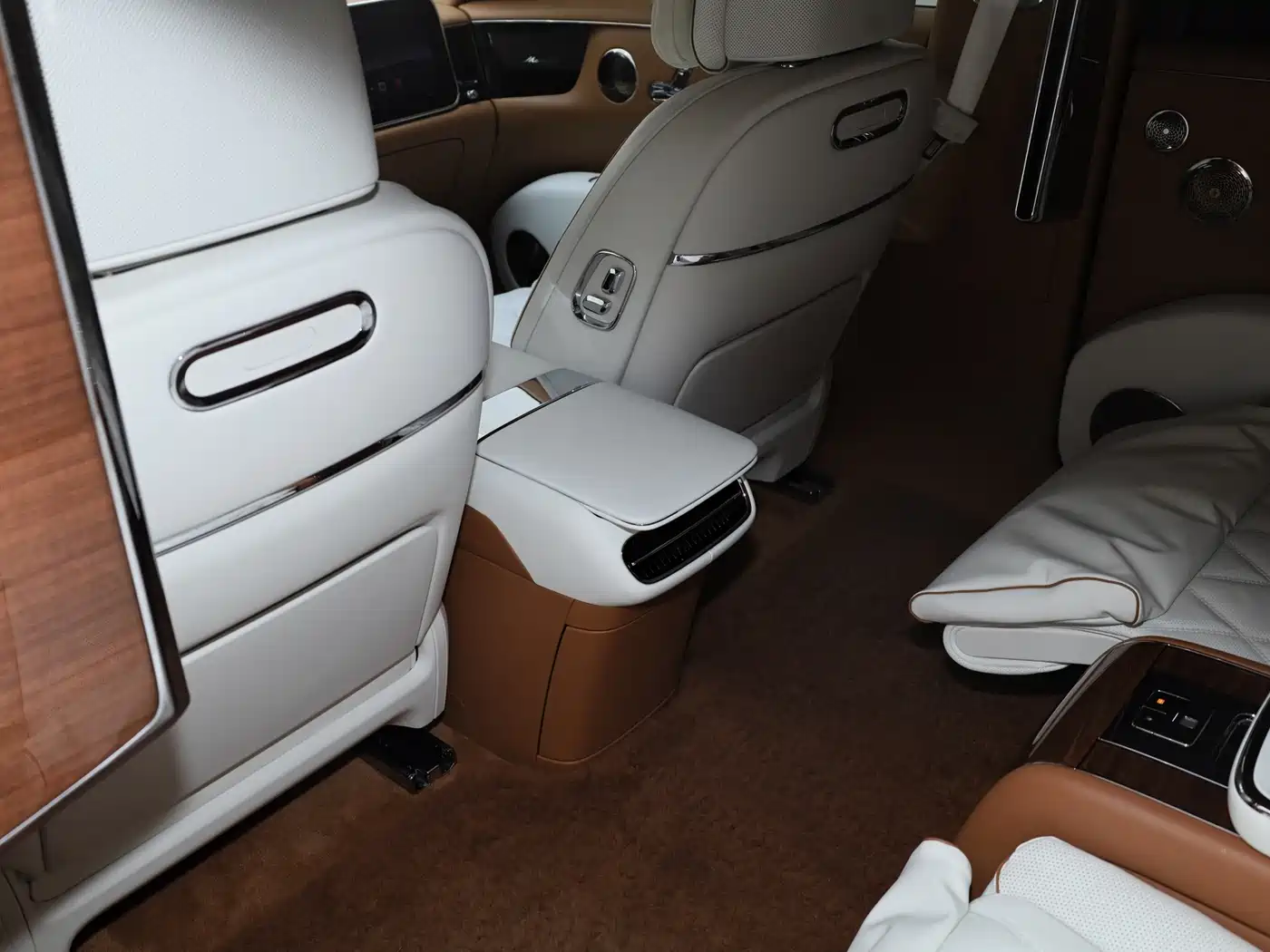 Zunjie S800 2025 2025 Model Extended Range Starlight Executive Edition 4-seater