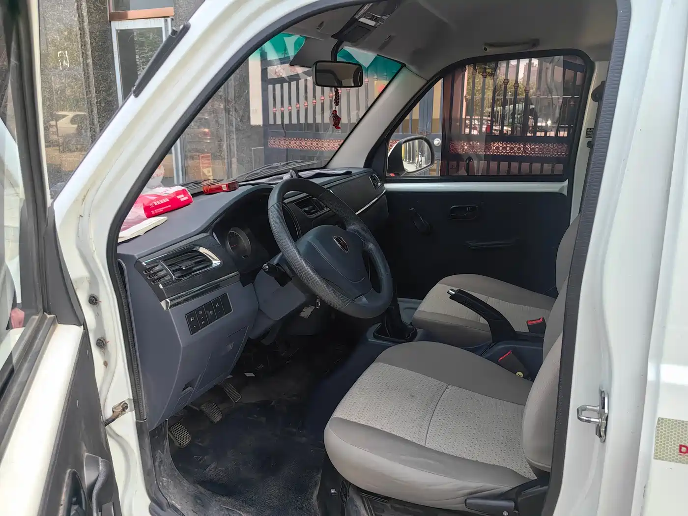 Jinbei Little Sea Lion X30 2023 2023 1.5L Business Van 2/5-seater AC Version SWC15M