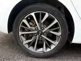 Photo 10 - Kia K3