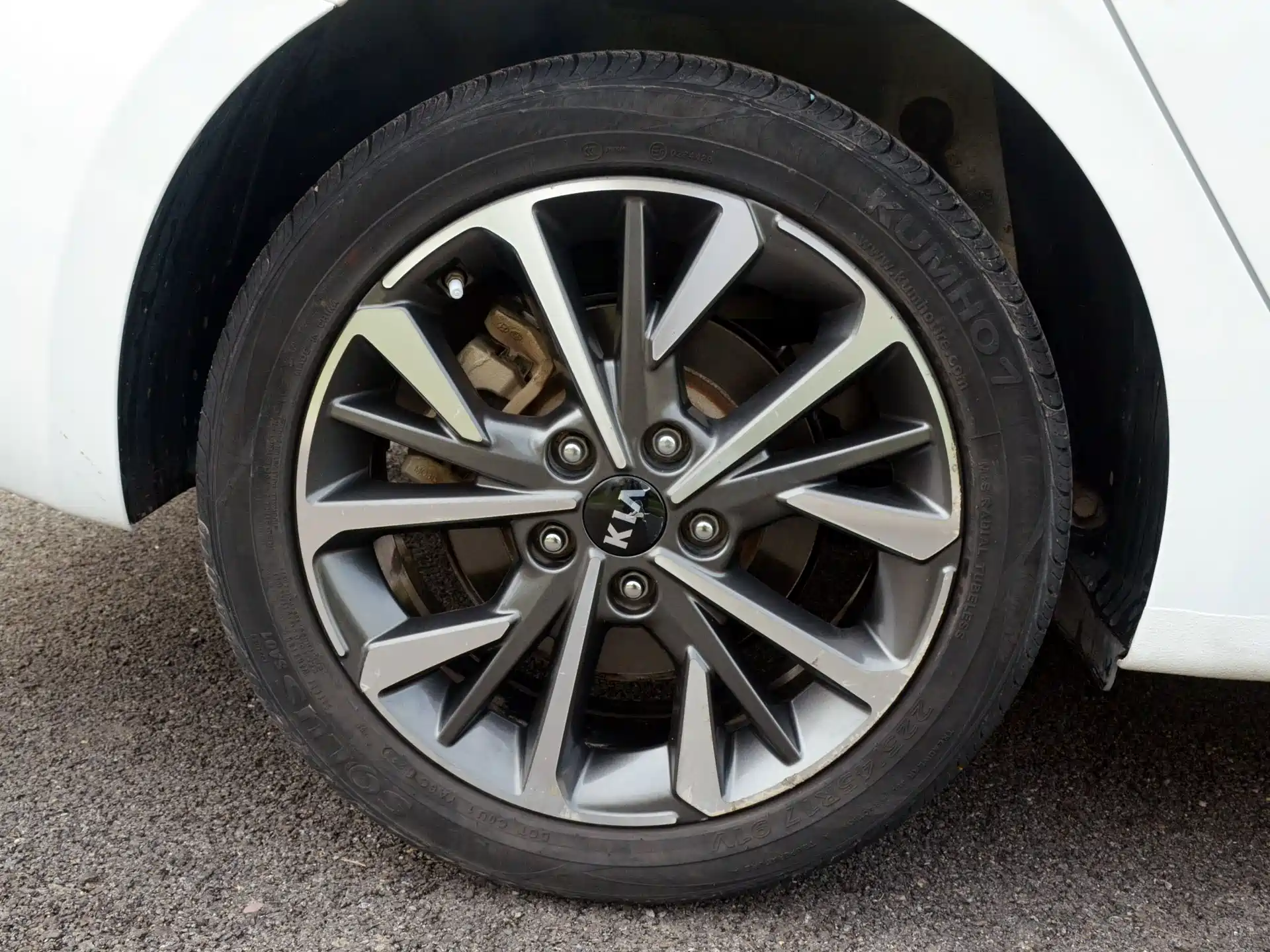 Photo 10 - Kia K3