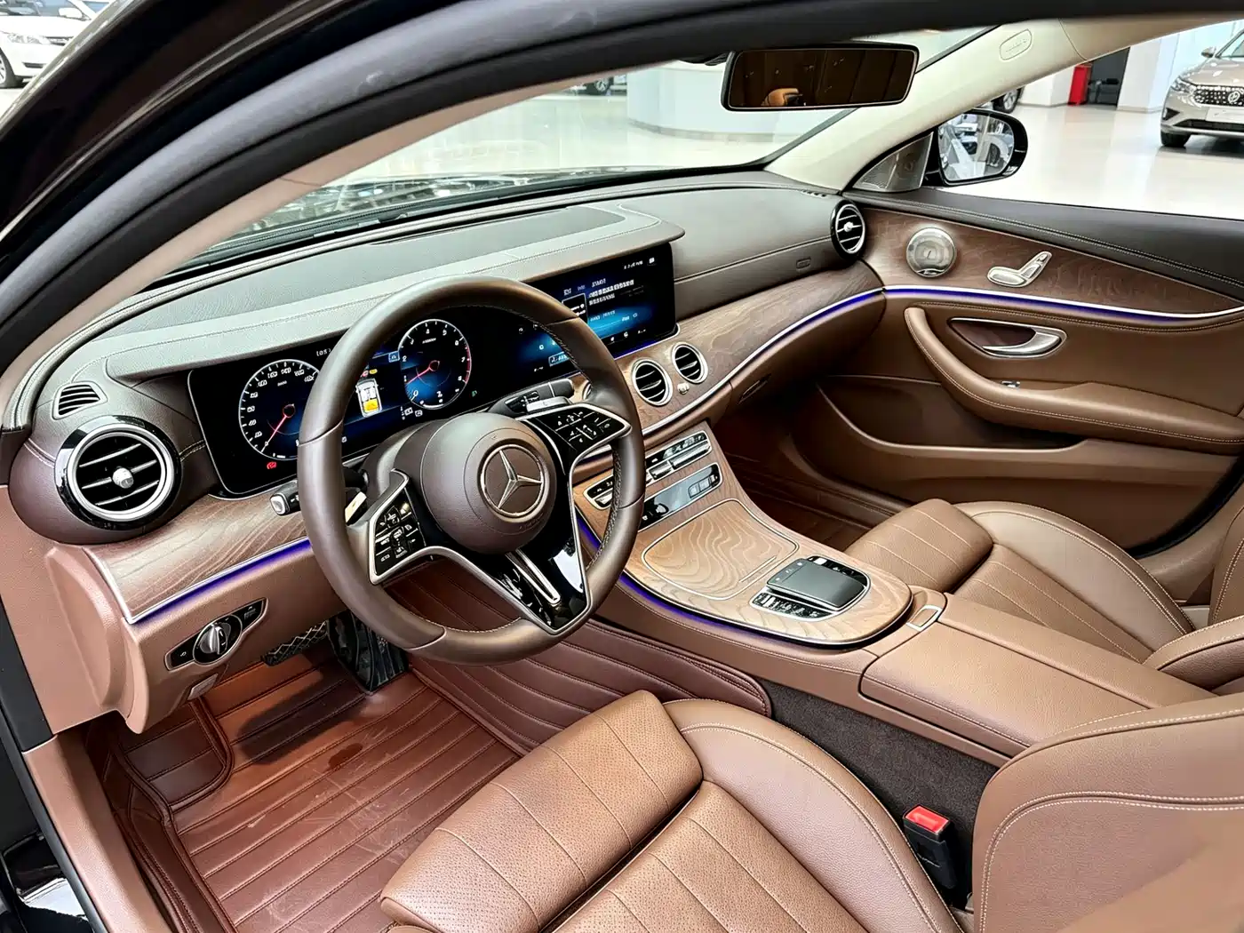 Mercedes-Benz E-Class 2021 E 260 L фото 4