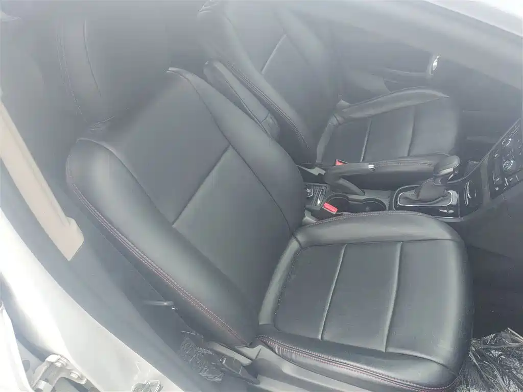 Buick Encore 2017 18T Automatic 2WD Urban Leading фото 25