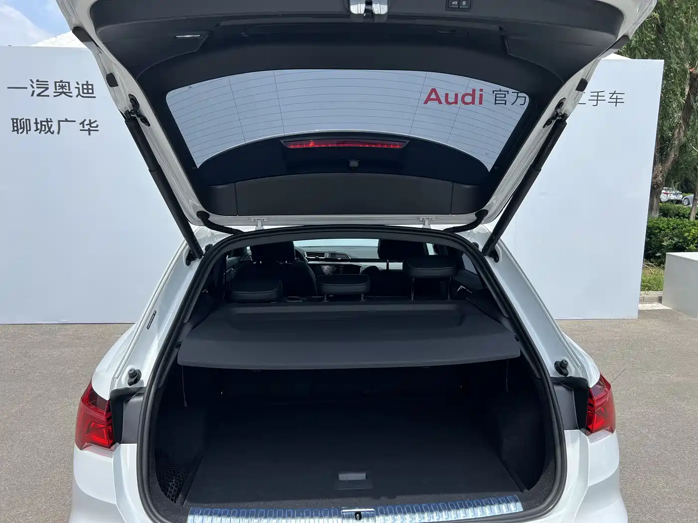 Audi Q3 2024 35 TFSI Fashion Sport фото 12