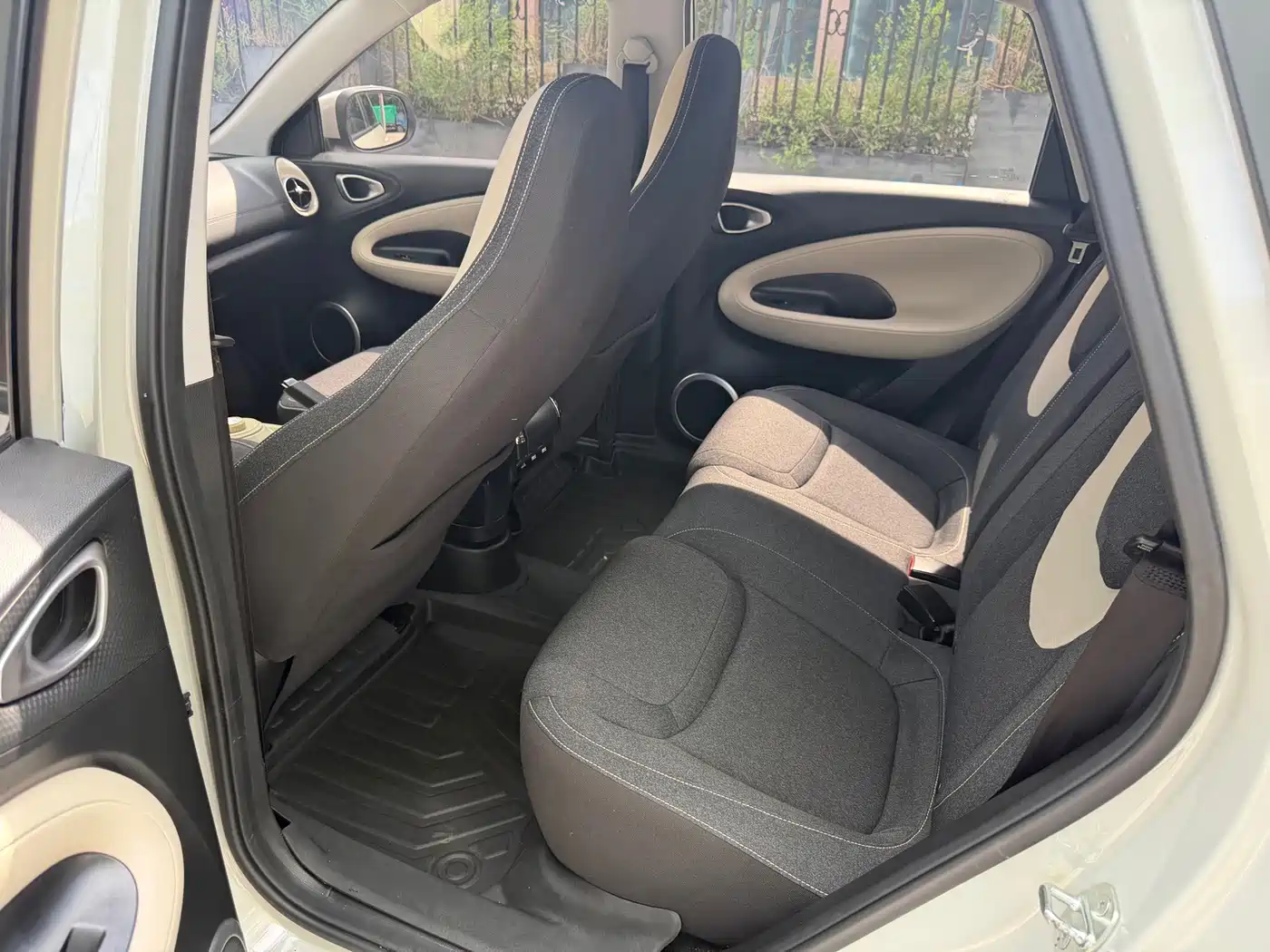 Wuling Motors Wuling Bingo 2023 2023 Model 203km Lite Enjoyment Edition