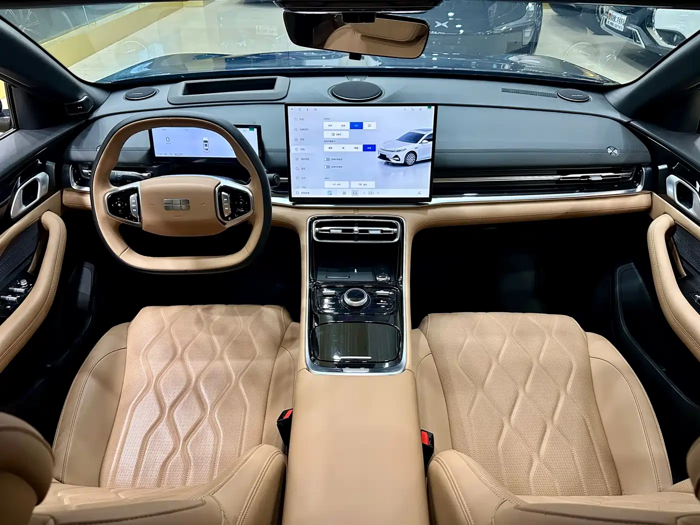Geely Galaxy Galaxy A7 2025 EM-i фото 12