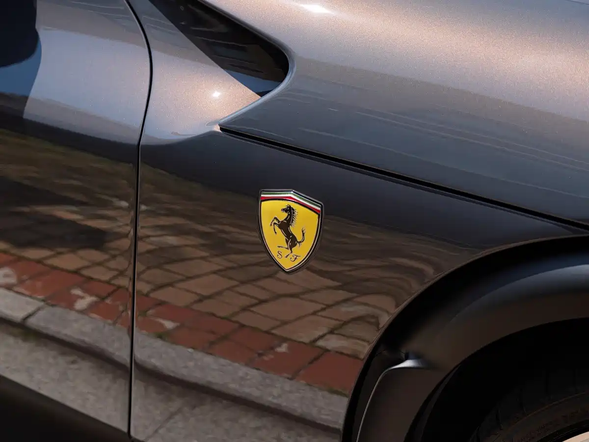 Ferrari Purosangue 2026 2023 6.5L V12