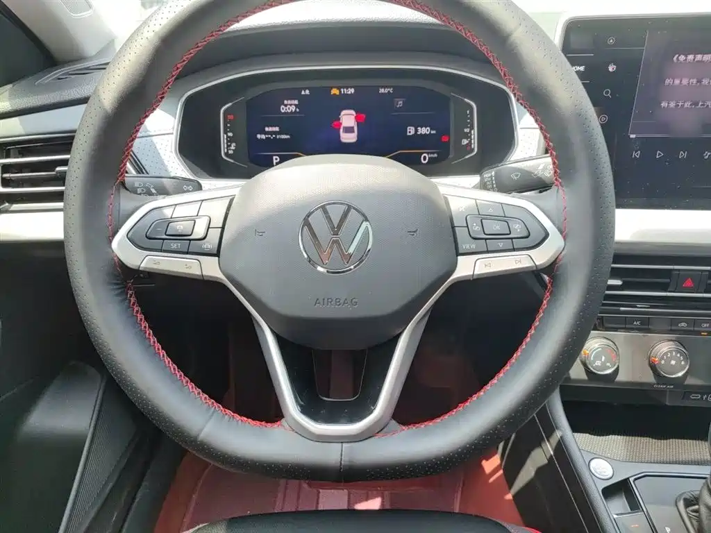 Volkswagen Lavida 2024 Model 1.5L Automatic 5 Million Edition фото 3