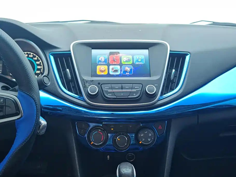 Chevrolet Cavalier 2019 320 Automatic Joy Edition фото 13