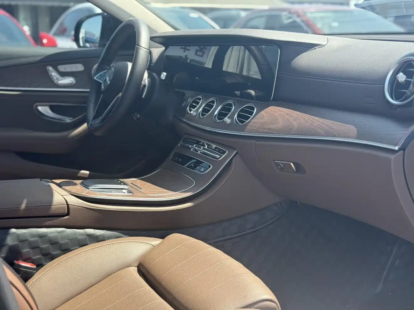 Mercedes-Benz E-Class 2022 Facelift E 300 L Fashion Style фото 5
