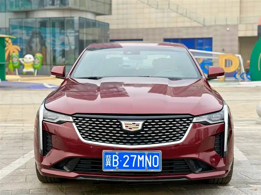CADILLAC CT4