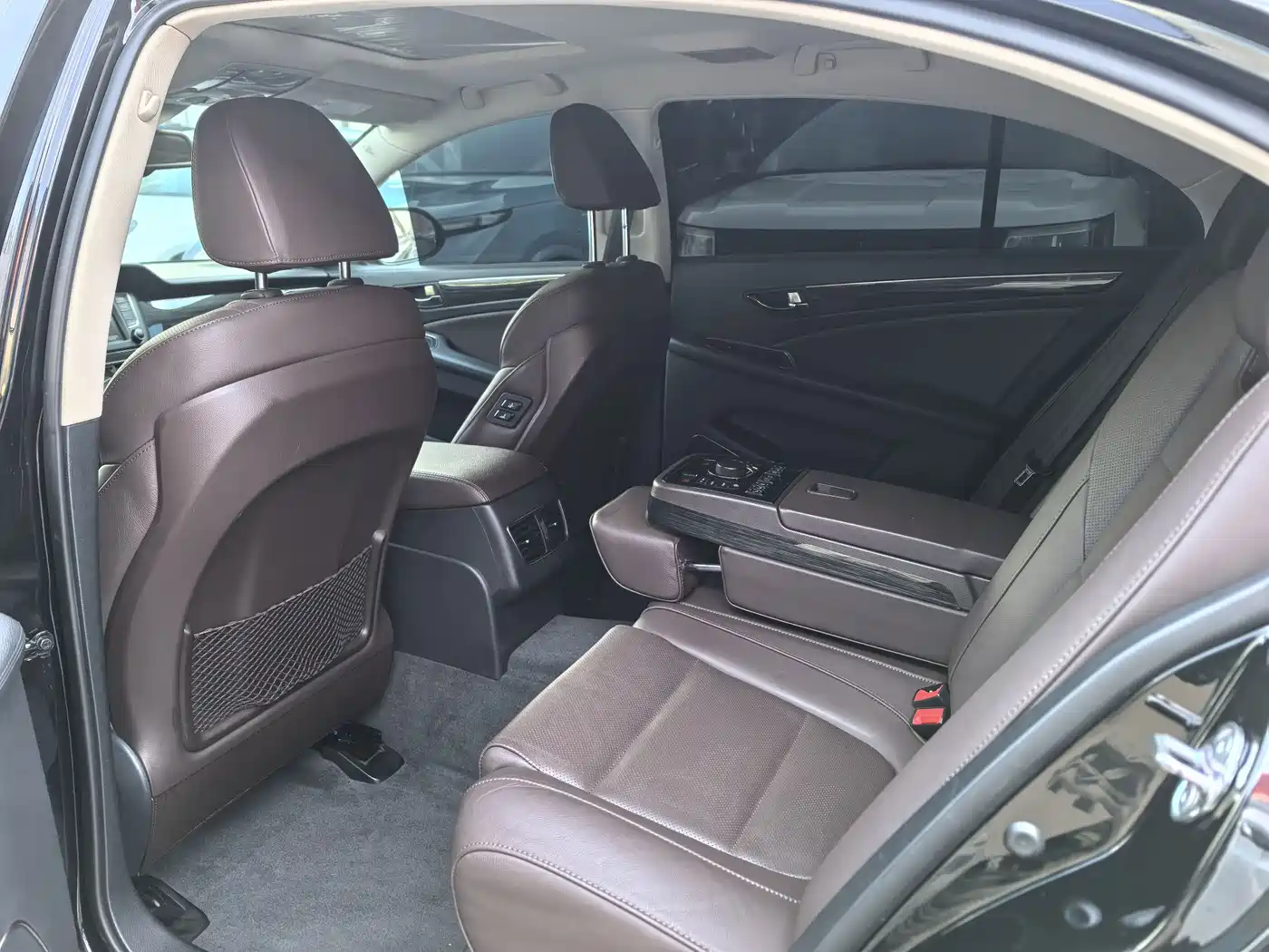 Hongqi H7 2019 2.0T Flagship Edition фото 6