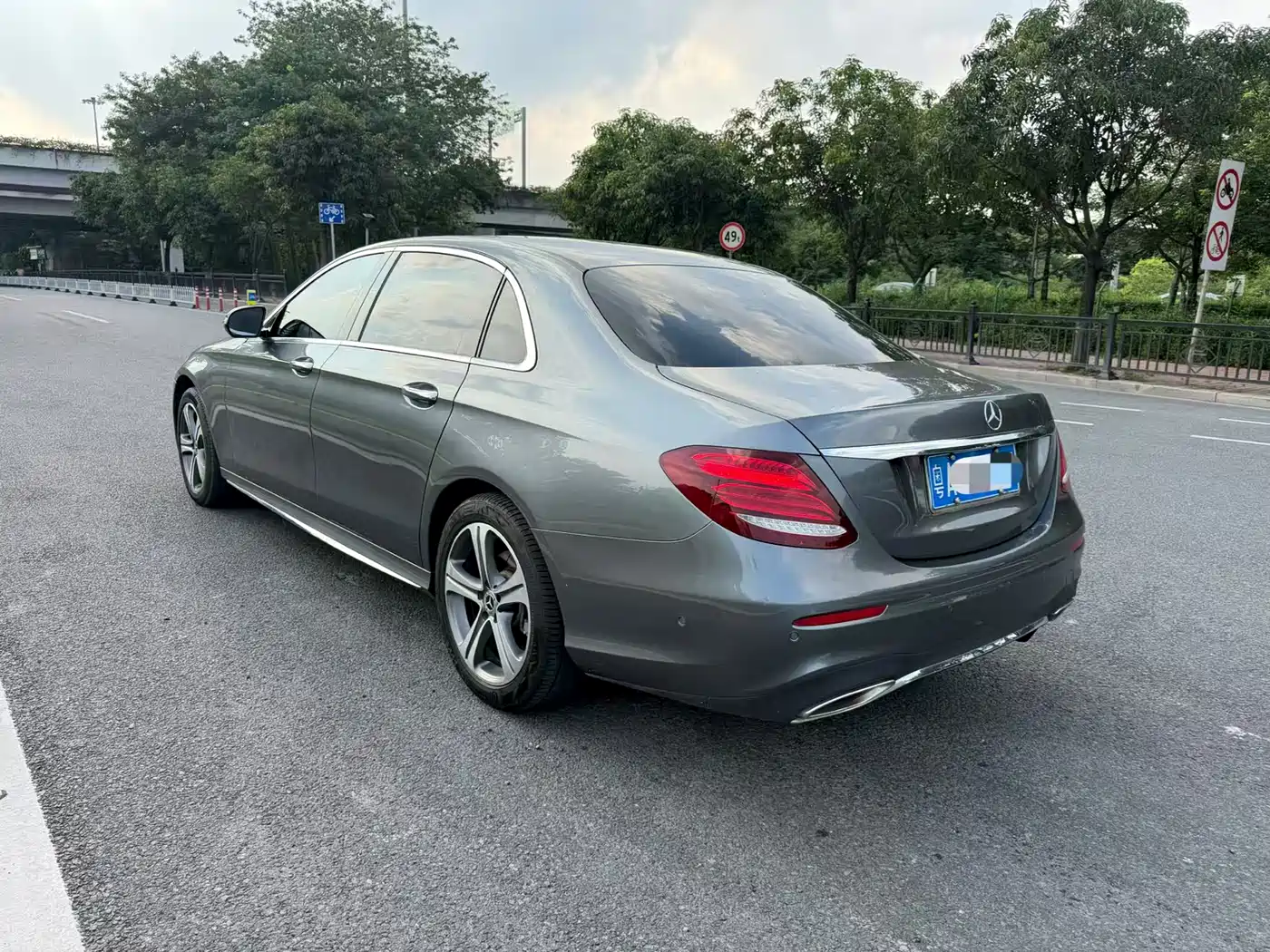 Mercedes-Benz E-Class 2019 E 260 L Sport фото 5