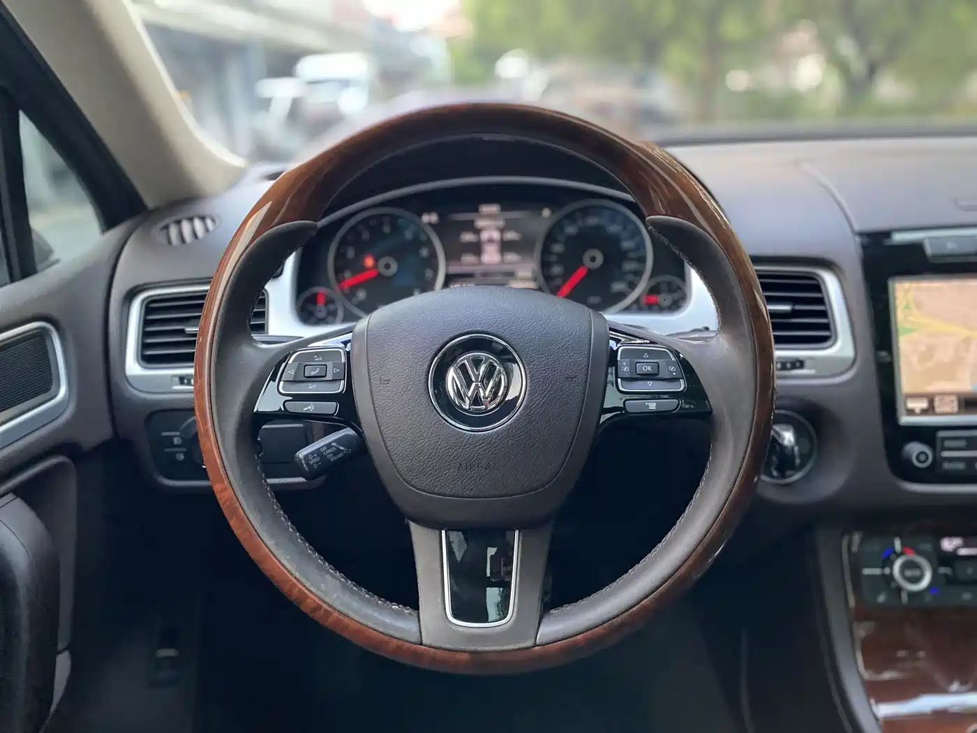 Volkswagen Touareg 2015 3.0TSI Comfort Edition фото 10