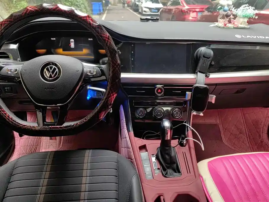 Volkswagen Lavida 2022 280TSI DSG Comfort Edition фото 12