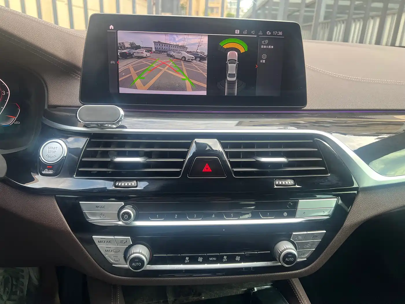 BMW 5 Series 2020 525Li M Sport Package фото 8
