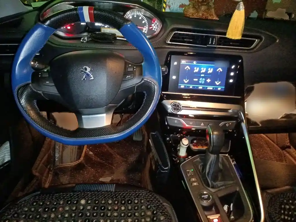 Peugeot 308 2016 350THP Automatic Premium фото 13