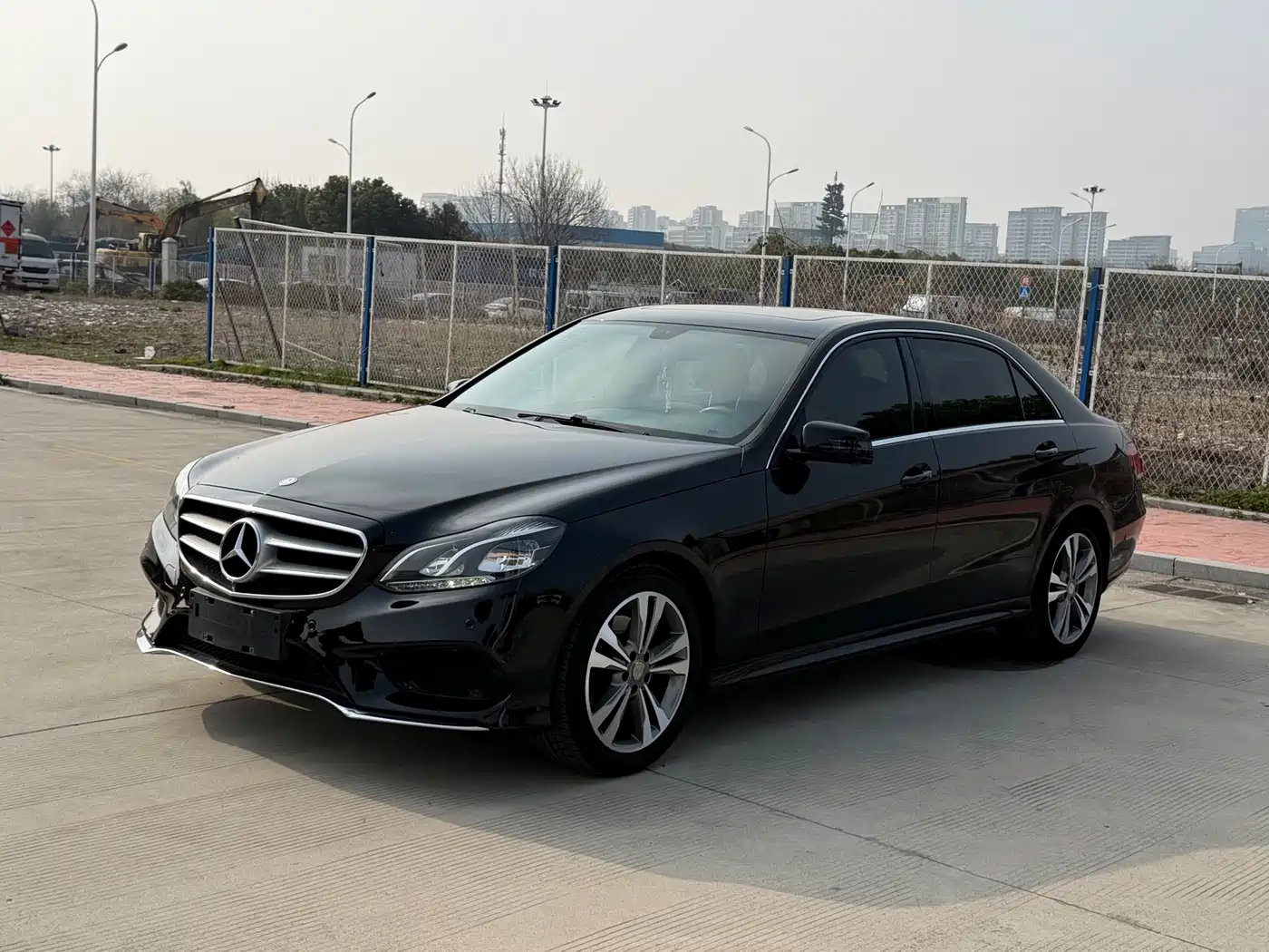 Mercedes-Benz E-Class 2015 E 260 L Sport