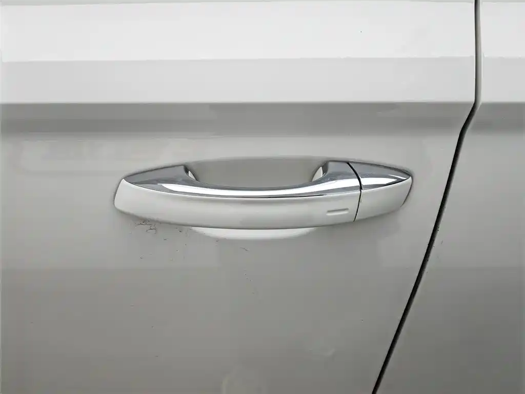 Škoda Karoq 2019 TSI280 Smart Drive Premium Edition China VI фото 18