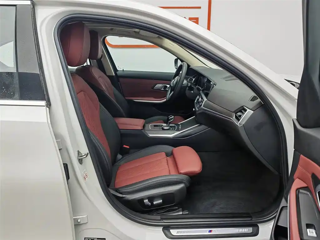 BMW 3 Series 2022 Facelift 325i M Sport Package фото 23